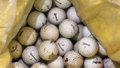 3人穿潜水服偷捞高尔夫球,警方用时4小时人赃并获