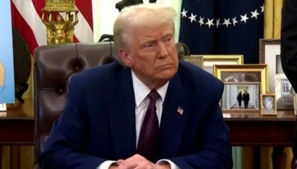 不简单!特朗普心血来潮,提议大办“中美俄峰会”,背后有何目的?