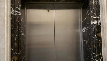 电梯更换单根钢丝要5万多元!南宁一小区业主质疑物管“维修套利”