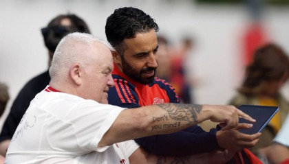 欧联杯决赛：热刺曼联上演菜鸡互啄？波帅下课倒计时，阿莫林背水一战！