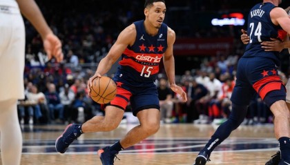 美记:布罗格登预计签约勇士 上赛季场均12+4