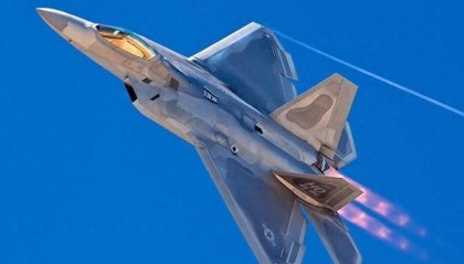 8架F35打败一架六代机?美媒意识到:还得用解放军战术