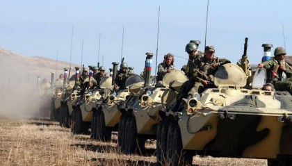 军队哗变开始了，俄乌同时暴露重大危机？泽连斯基最先捅了马蜂窝