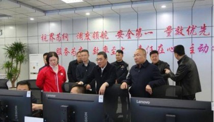 榆林市公安局副局长史克兢到延长石油定边厂调研平安油田建设工作