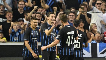 范迪克身披第三球衣，利物浦客战伯恩利前的战术布局与球迷期待