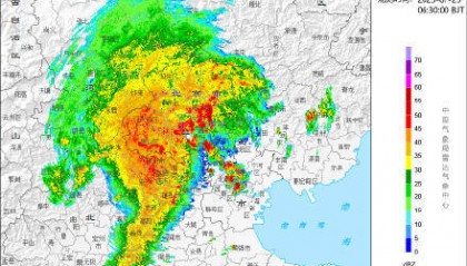 北京七区已现暴雨或大暴雨 早高峰城区及北部地区仍有明显降雨 注意出行安全！