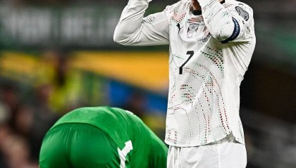 世预赛-C罗肘击染红帕洛特双响 葡萄牙0-2无缘提前晋级