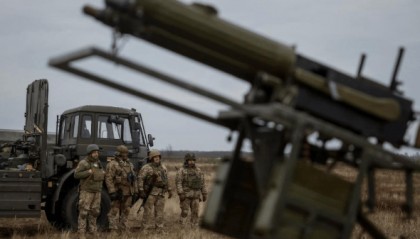 俄军集结11万重兵,普京不想夜长梦多?泽连斯基下令:乌克兰退群