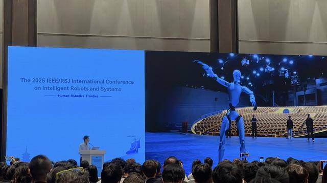 王兴兴任宇树科技董事长,回应新款人形机器人长得吓人