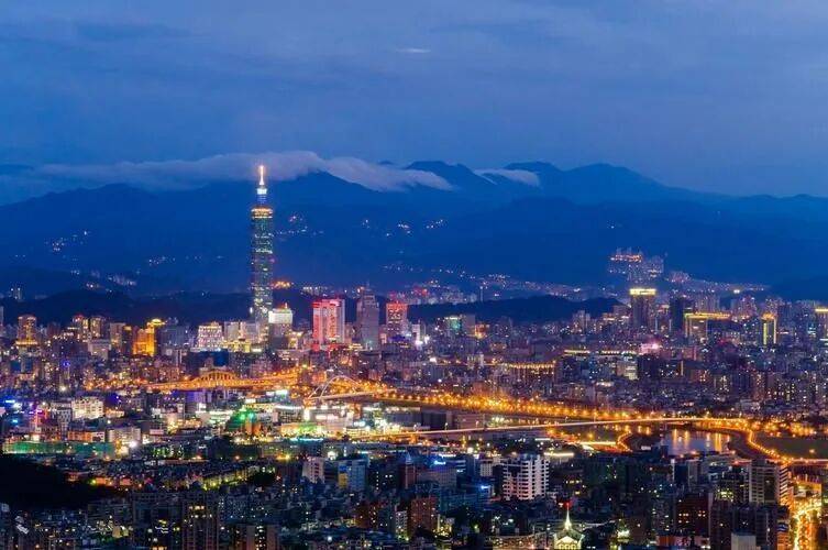 大陆释强烈统一信号!重磅发布2680字长文,解决台胞所有后顾之忧