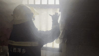 大意了！爷爷送孙子上学前忘了这件事，一家人差点无家可归！