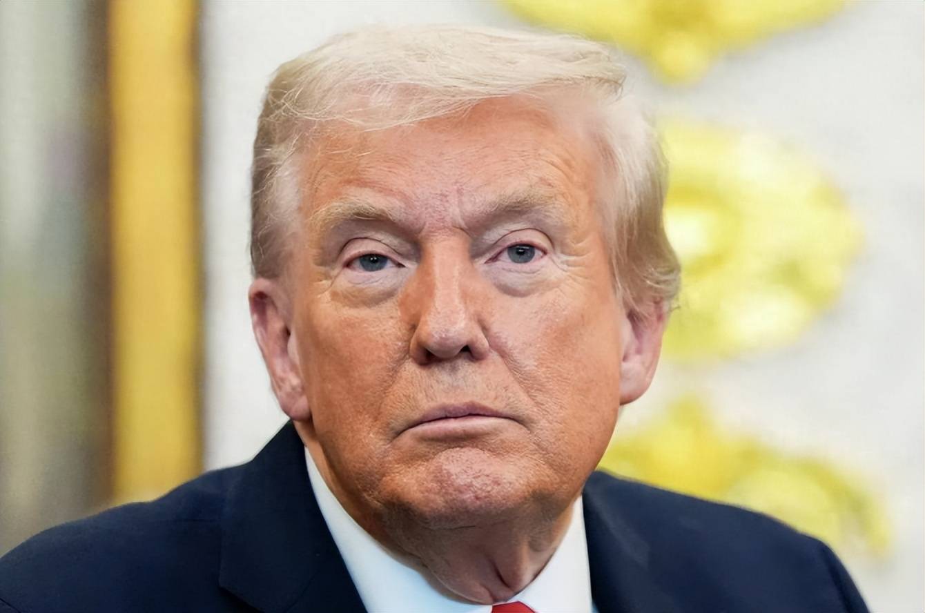 嘴硬难掩困境!泽连斯基宣称乌将胜利,专访停电凸显能源瘫痪,30% 领土被占援乌又收缩?